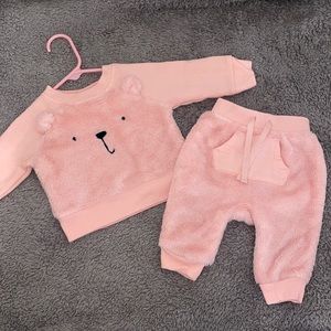 Matching Pink Jogging suit Outfit For Baby Girl 3-6 Month